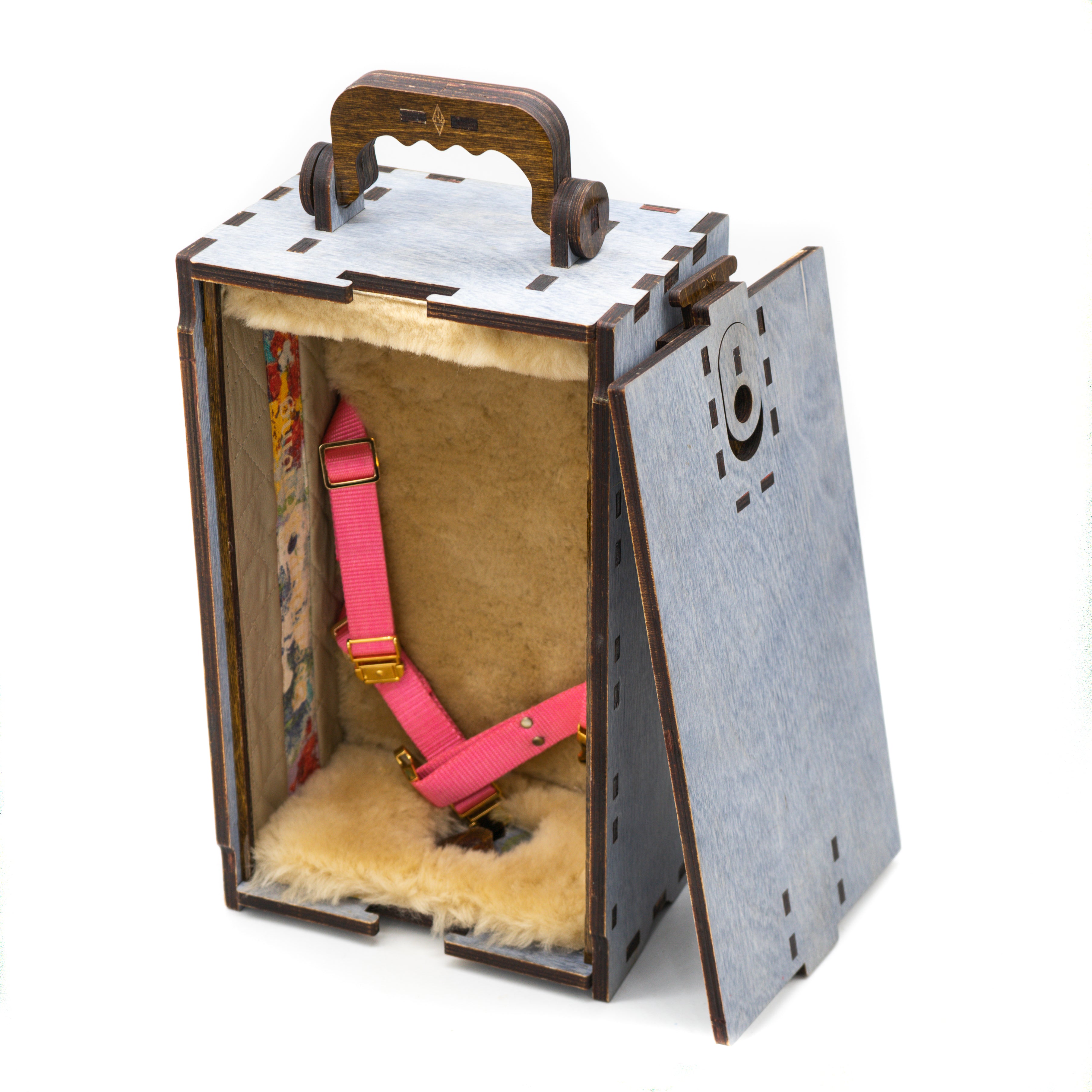 "Blue Wolf" Kickbox Luggage Box X EV$